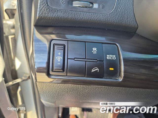 Kia Sorento R топовая версия, 2011 15