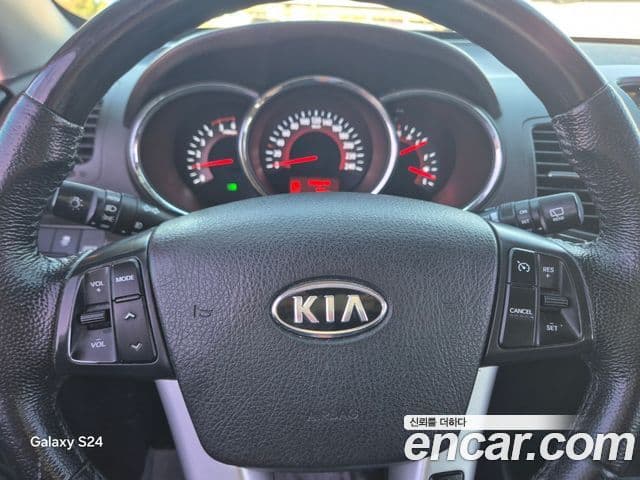 Kia Sorento R топовая версия, 2011 17