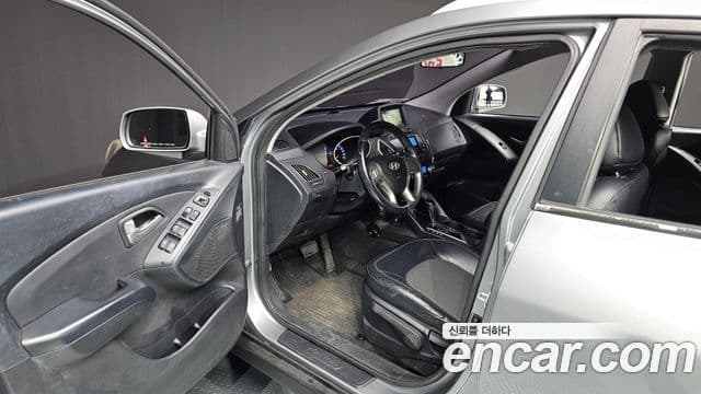 Hyundai Tucson ix Luxury, 2010 10