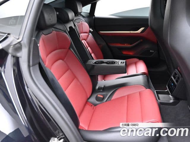 Porsche 타이칸 турбо, 2025 12