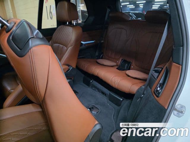 BMW X7 (G07) xDrive 40i Design Pure Excellence 6인승, 2023 17
