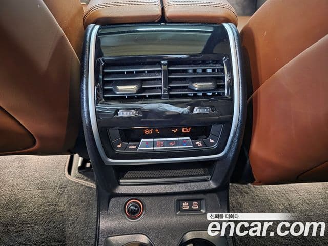 BMW X7 (G07) xDrive 40i Design Pure Excellence 6인승, 2023 18