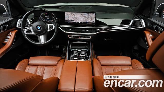 BMW X7 (G07) xDrive 40i M Sport 6인승, 2024 7