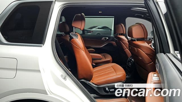 BMW X7 (G07) xDrive 40i M Sport 6인승, 2024 11