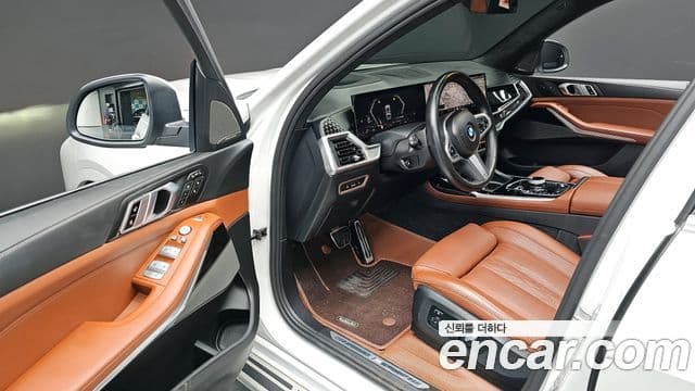 BMW X7 (G07) xDrive 40i M Sport 6인승, 2024 12