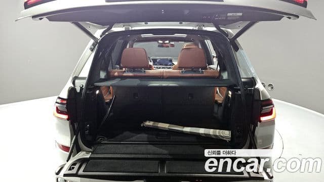 BMW X7 (G07) xDrive 40i M Sport 6인승, 2024 20