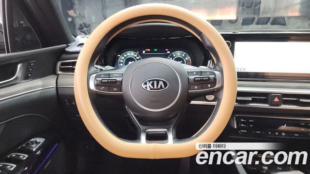 Kia K5 3세대 Signature, 2021 13