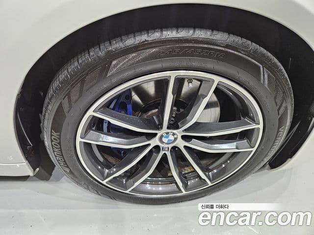 BMW 5시리즈 (G30) 520i M Sport, 2023 все фото