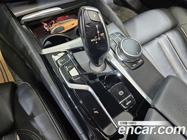 BMW 5시리즈 (G30) 520i M Sport, 2023 9