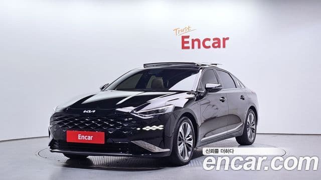 Kia K8 гибрид Signature, 2022 1