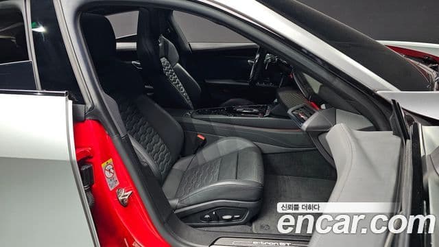 Audi e-Tron GT Premium, 2022 10