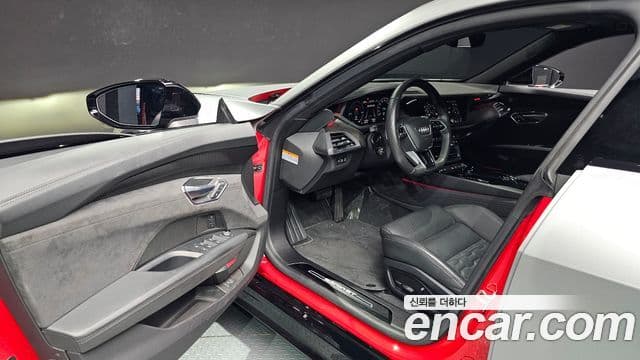 Audi e-Tron GT Premium, 2022 12