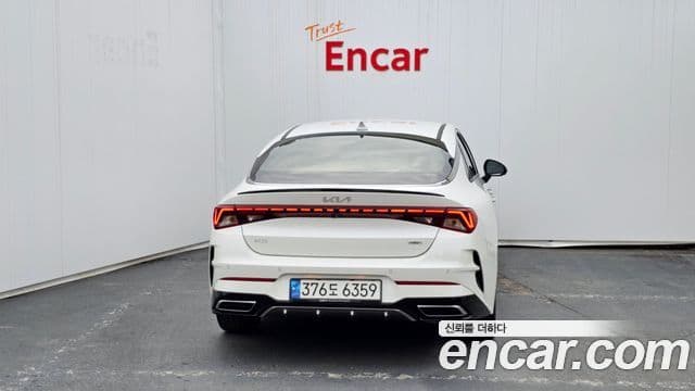 Kia K5 гибрид 3세대 Signature, 2023 4