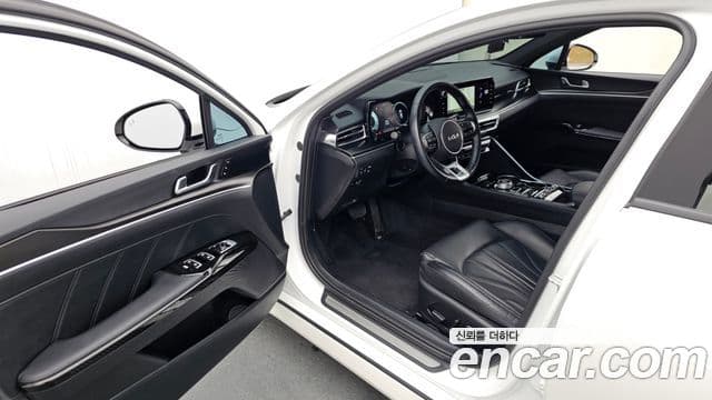 Kia K5 гибрид 3세대 Signature, 2023 10