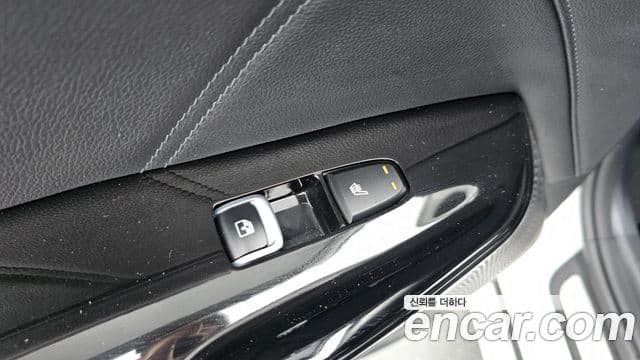 Kia K5 гибрид 3세대 Signature, 2023 18