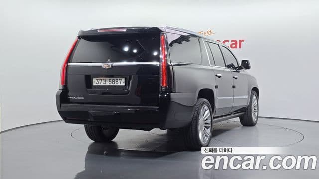 Cadillac Escalade 4세대, 2017 2