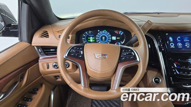 Cadillac Escalade 4세대, 2017 13
