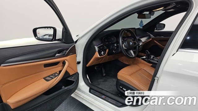 BMW 5시리즈 (G30) 520i M Sport, 2023 10