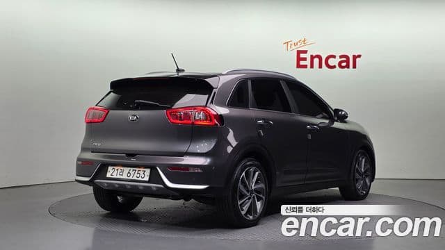 Kia Niro Noblesse, 2018 2