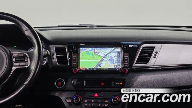 Kia Niro Noblesse, 2018 16