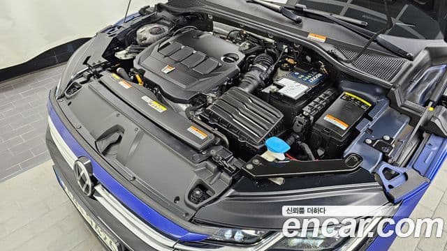 Volkswagen 아테온 2.0 TDI R-LINE 4모션, 2023 6