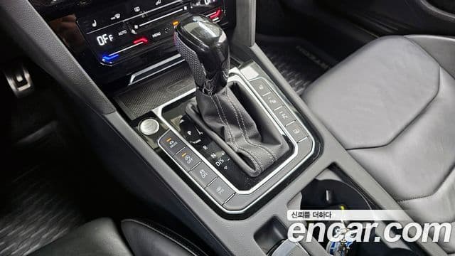 Volkswagen 아테온 2.0 TDI R-LINE 4모션, 2023 9