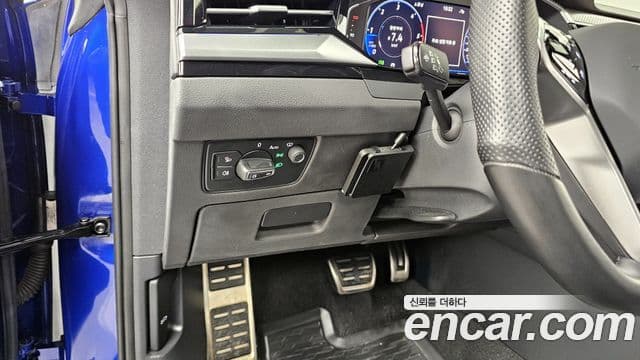 Volkswagen 아테온 2.0 TDI R-LINE 4모션, 2023 16