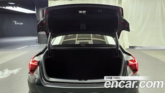 Kia K8 гибрид Noblesse, 2023 20