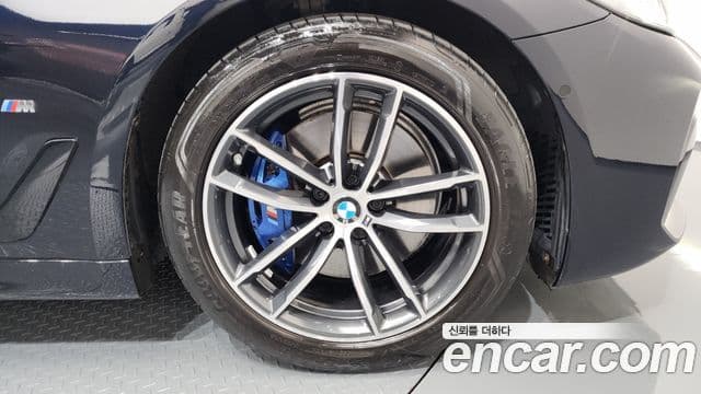 BMW 5시리즈 (G30) 520i M Sport, 2022 все фото