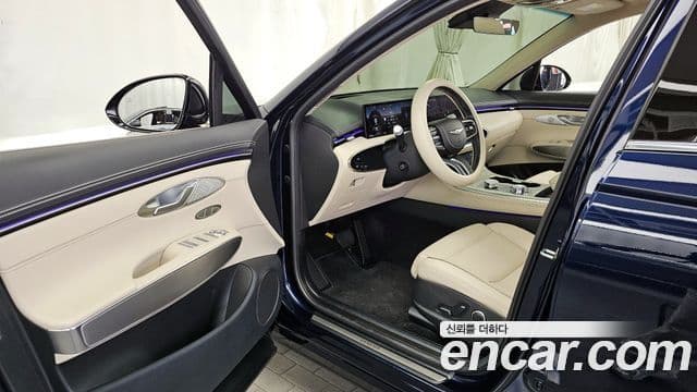 Genesis GV70, 2025 10