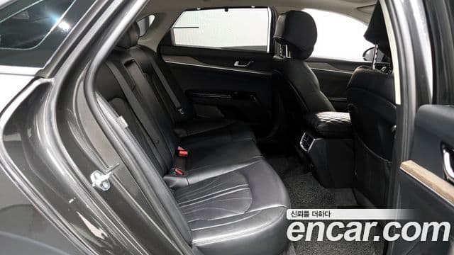 Kia K5 3세대 Signature, 2021 12