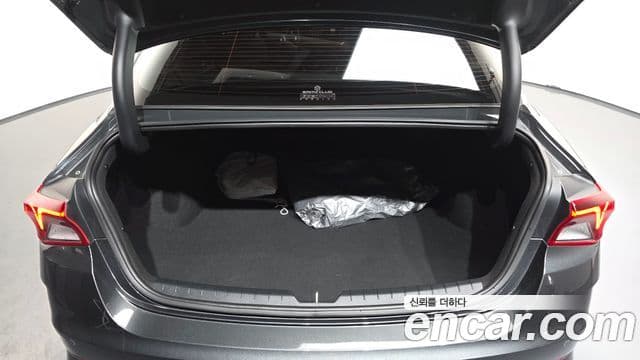 Kia K5 3세대 Signature, 2021 20