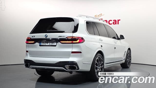 BMW X7 (G07) xDrive 40i M Sport 6인승, 2025 2