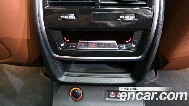 BMW X7 (G07) xDrive 40i M Sport 6인승, 2025 19