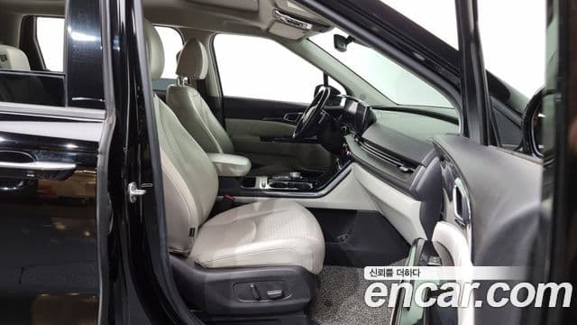 Kia Carnival 4세대 Signature, 2021 11