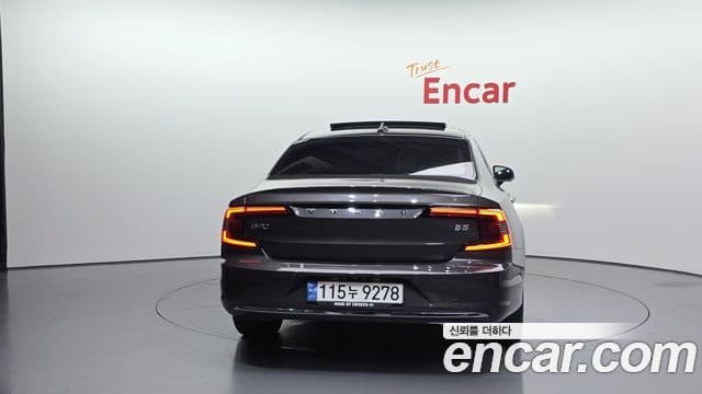 Volvo S90 B5 Inscription, 2022 4