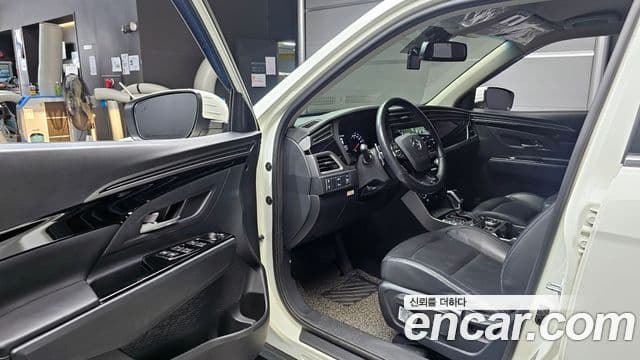KG모빌리티(SsangYong) Beautiful Korando Plus, 2022 11