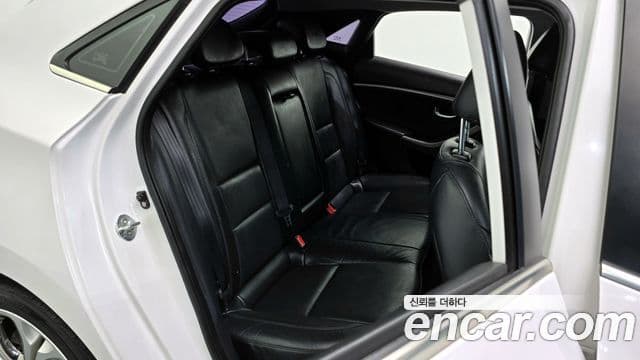 Hyundai i30(новый кузов / новое поколение) дизель 1.6 VGT Extreme, 2012 12