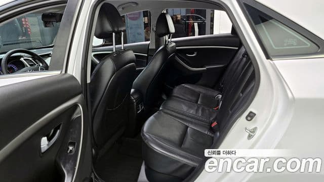 Hyundai i30(новый кузов / новое поколение) дизель 1.6 VGT Extreme, 2012 13