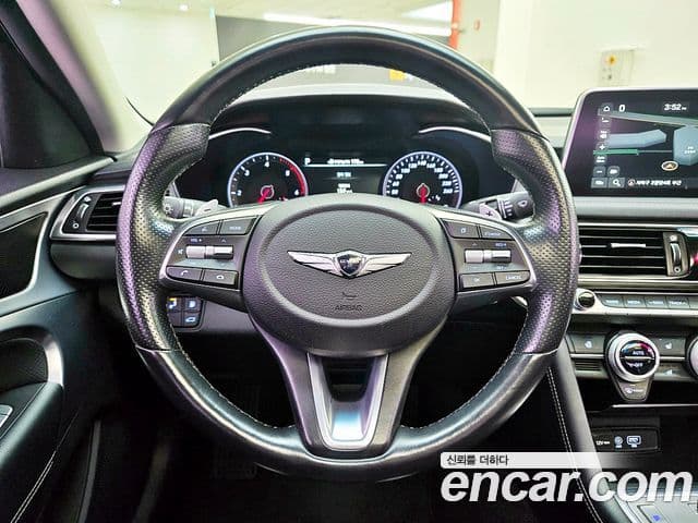 Genesis G70 Supreme, 2018 11