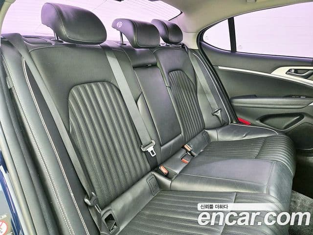 Genesis G70 Supreme, 2018 18