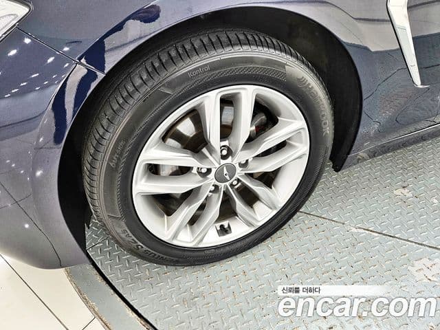 Genesis G70 Supreme, 2018 20