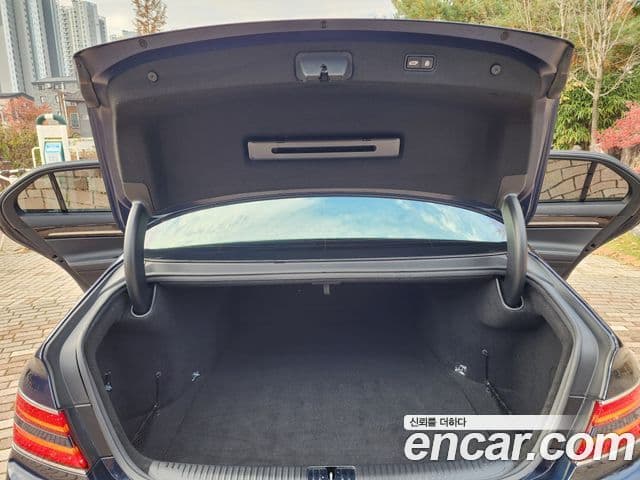 Genesis G90 Luxury, 2019 10