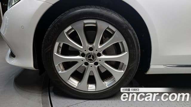 Mercedes-Benz E-класс W213 E300 4MATIC Exclusive Standard, 2018 все фото