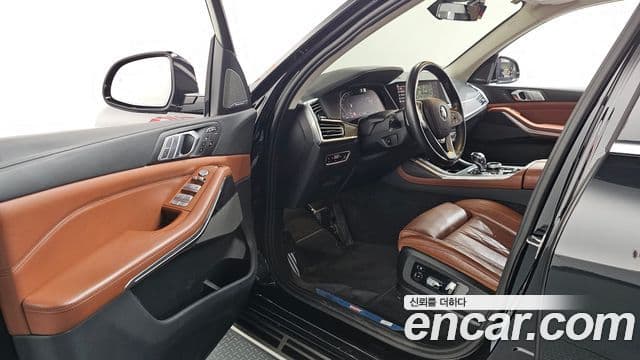 BMW X7 (G07) xDrive 40d Design Pure Excellence 6인승, 2022 10