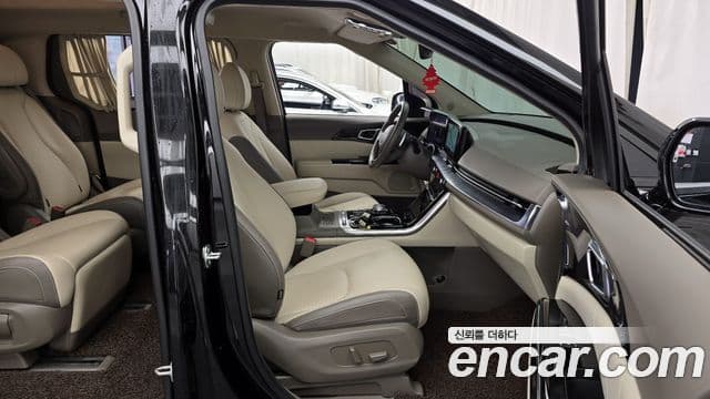 Kia Carnival 4세대 Signature, 2023 11
