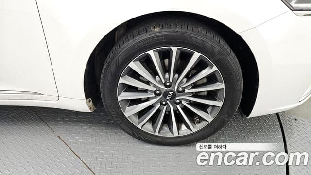 Kia All New K7 3.0 LPI Luxury (арендный автомобиль), 2017 все фото