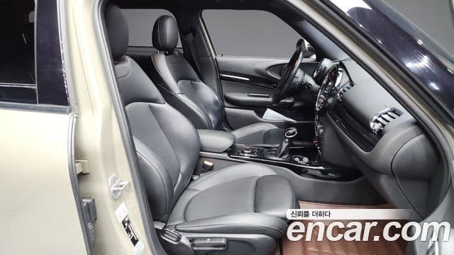 Mini Cooper 클럽맨 2세대, 2019 11