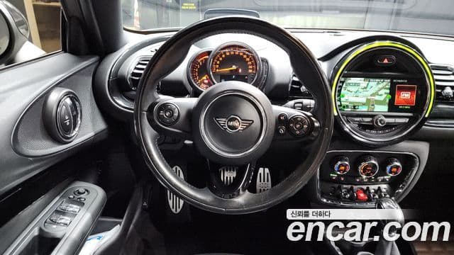Mini Cooper 클럽맨 2세대, 2019 13