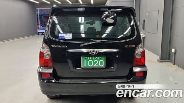 Hyundai 테라칸 топовая версия чёрный Special, 2003 3